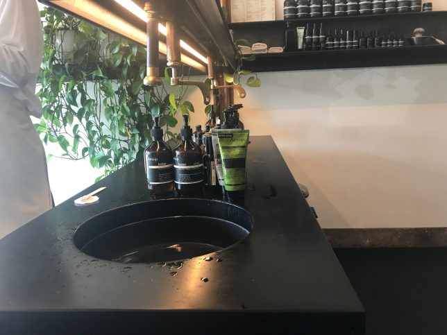 店面装修零售店布局预留空间