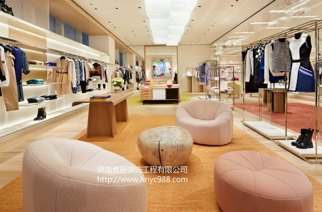LV门店吊顶设计